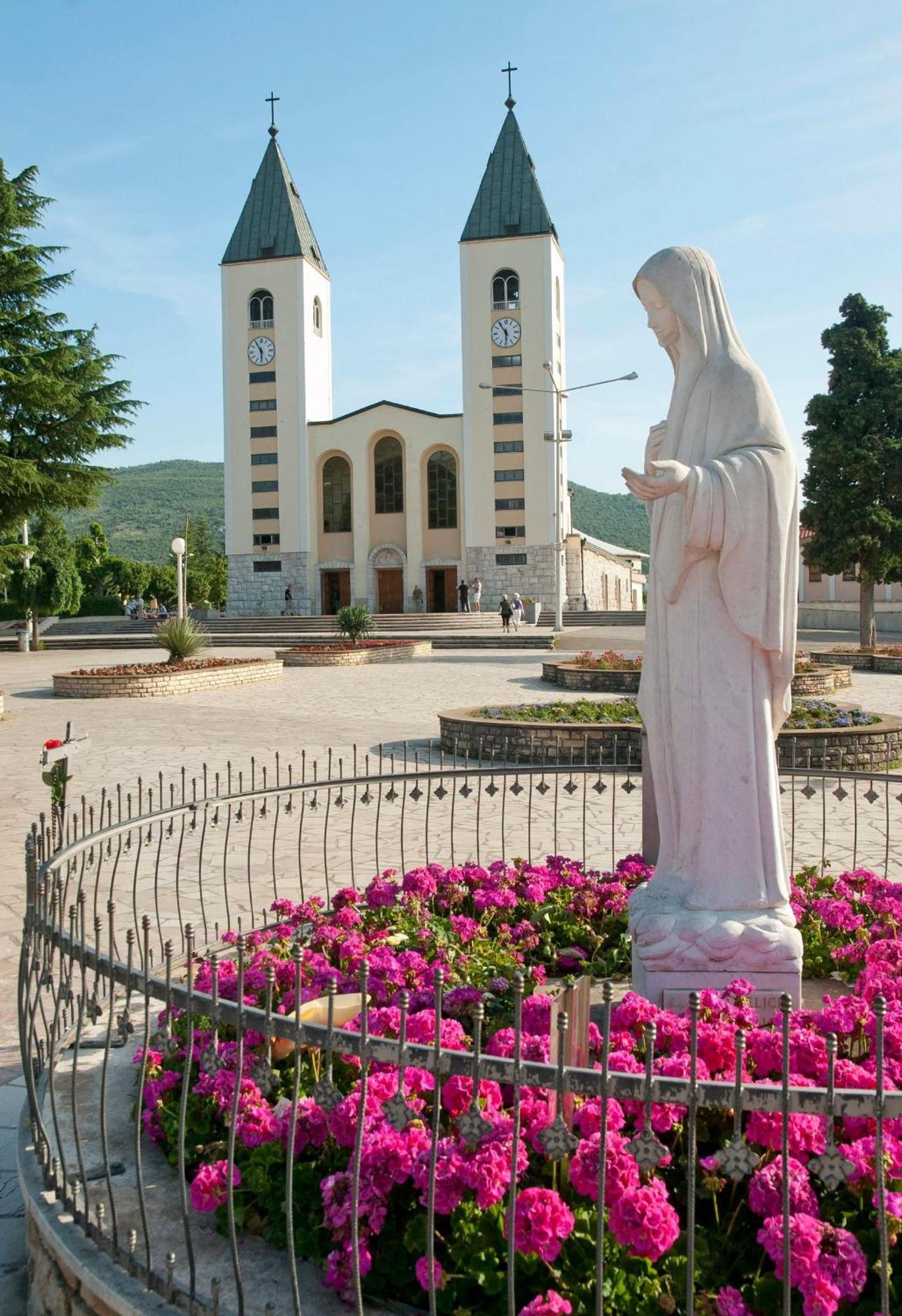 Pansion Raspudic Bed & Breakfast Medjugorje Exterior photo