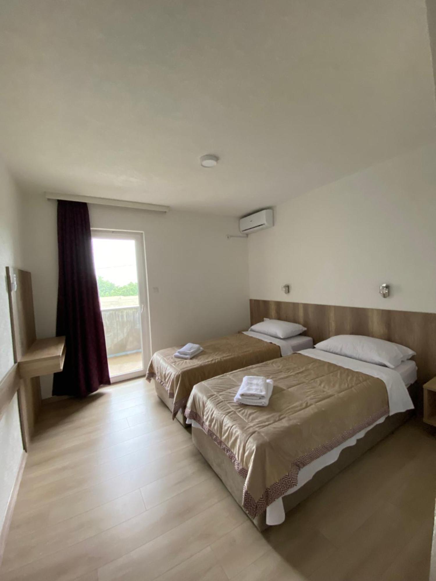 Pansion Raspudic Bed & Breakfast Medjugorje Exterior photo
