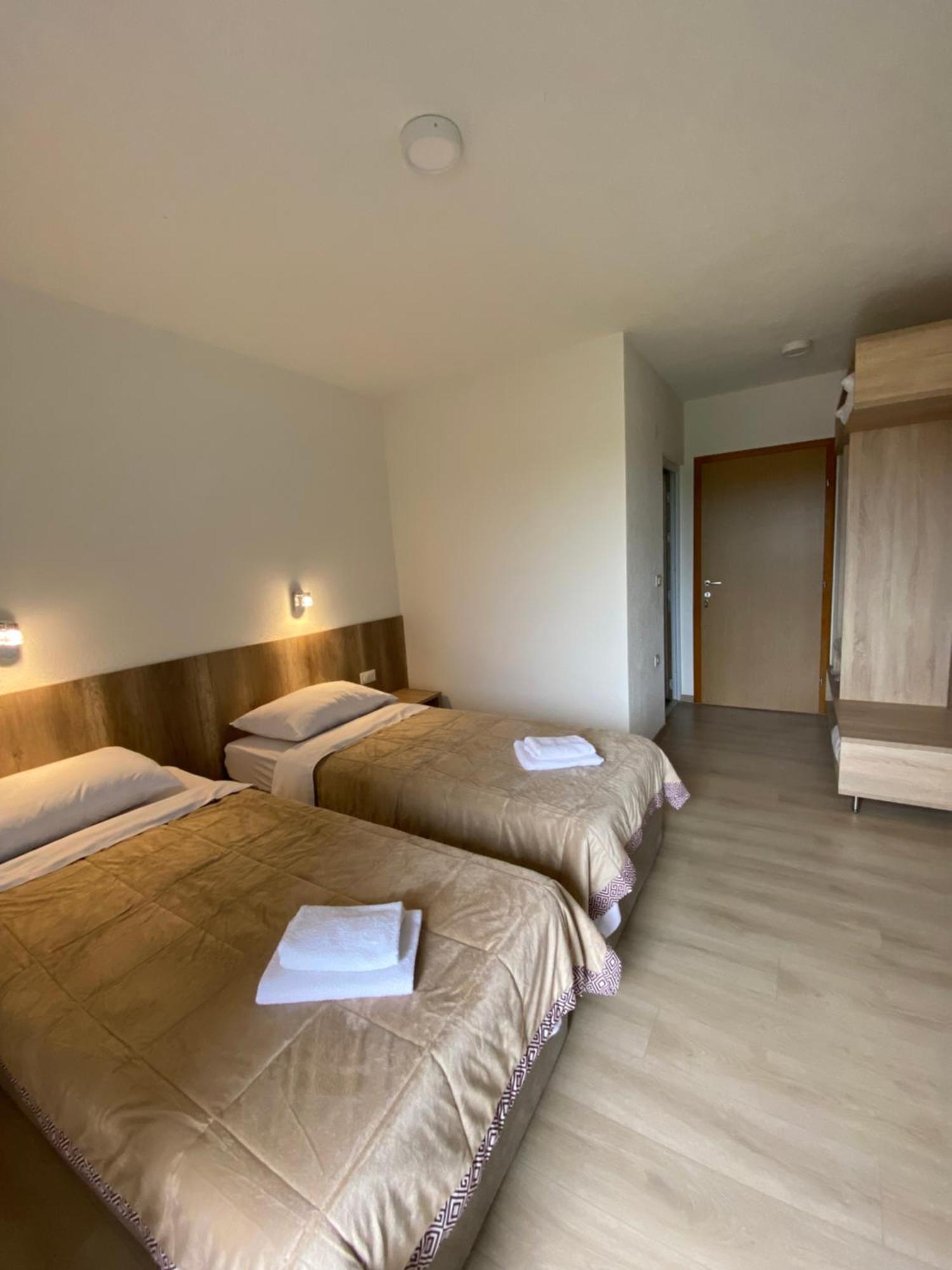 Pansion Raspudic Bed & Breakfast Medjugorje Exterior photo
