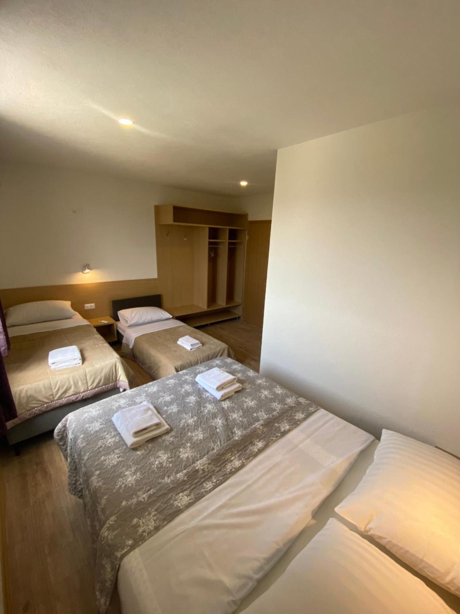 Pansion Raspudic Bed & Breakfast Medjugorje Exterior photo